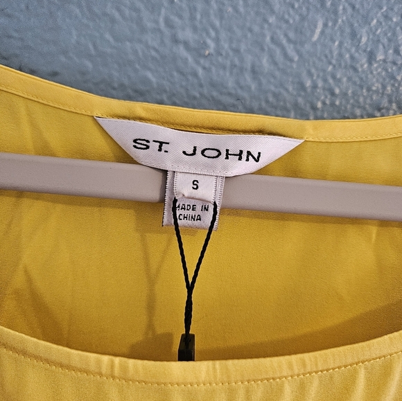 NWT St. John Yellow Women's Top - Picture 2 of 8